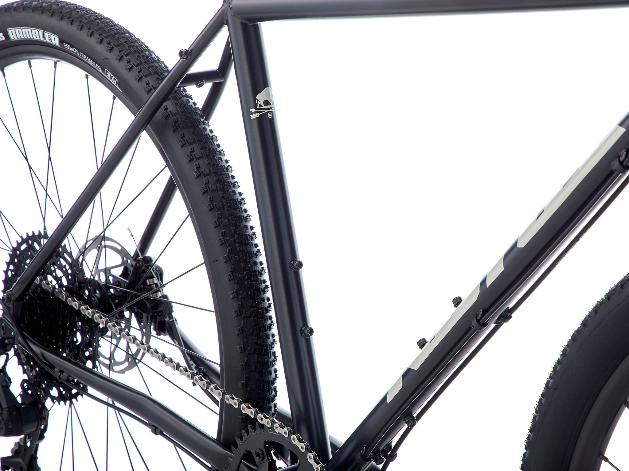 Rove bike equipped with accessories for urban fitness riding