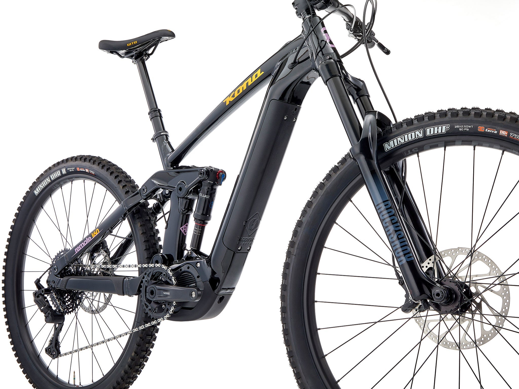 Remote 160 e-MTB in action, descending a rocky path, demonstrating its 160mm travel capabilities.