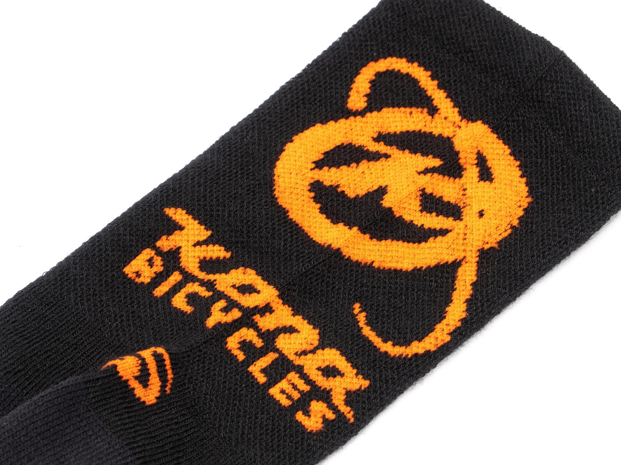 Athlete wearing Kona Orbit temperature regulating socks during hike