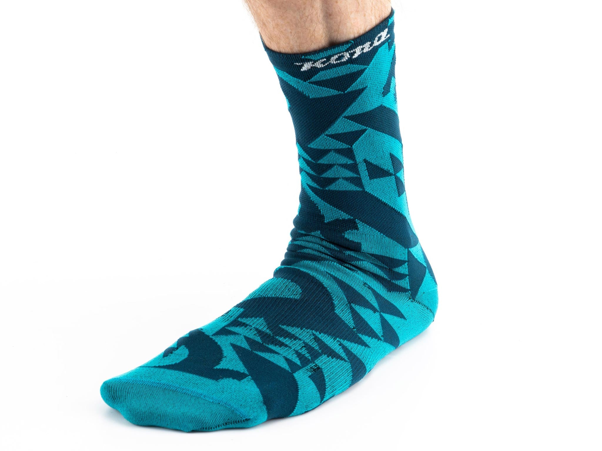 Kona Rove socks displayed in various sizes, perfect for both men and women.