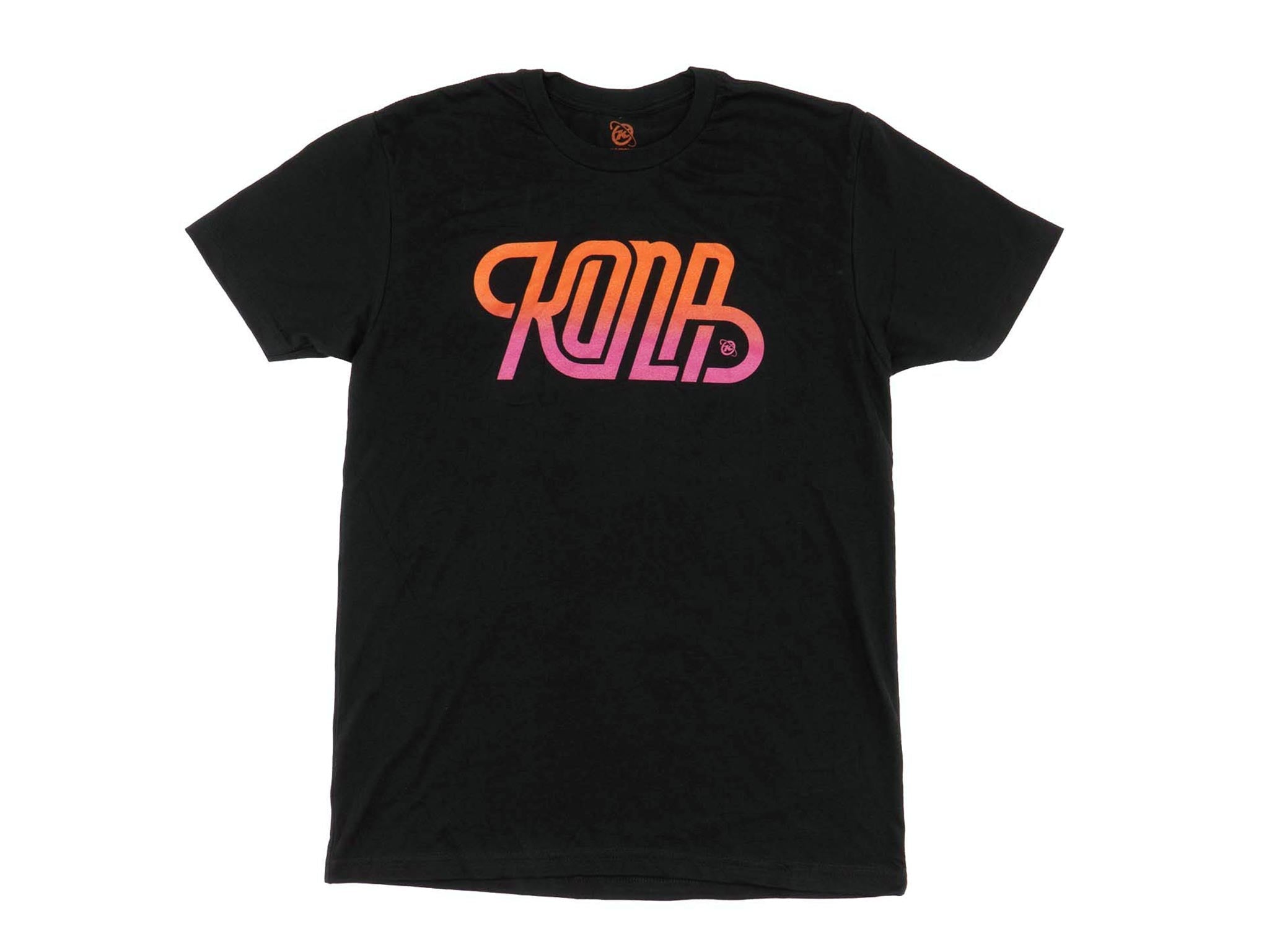 Front view of curly handlebar graphic cycling t-shirt on model during ride