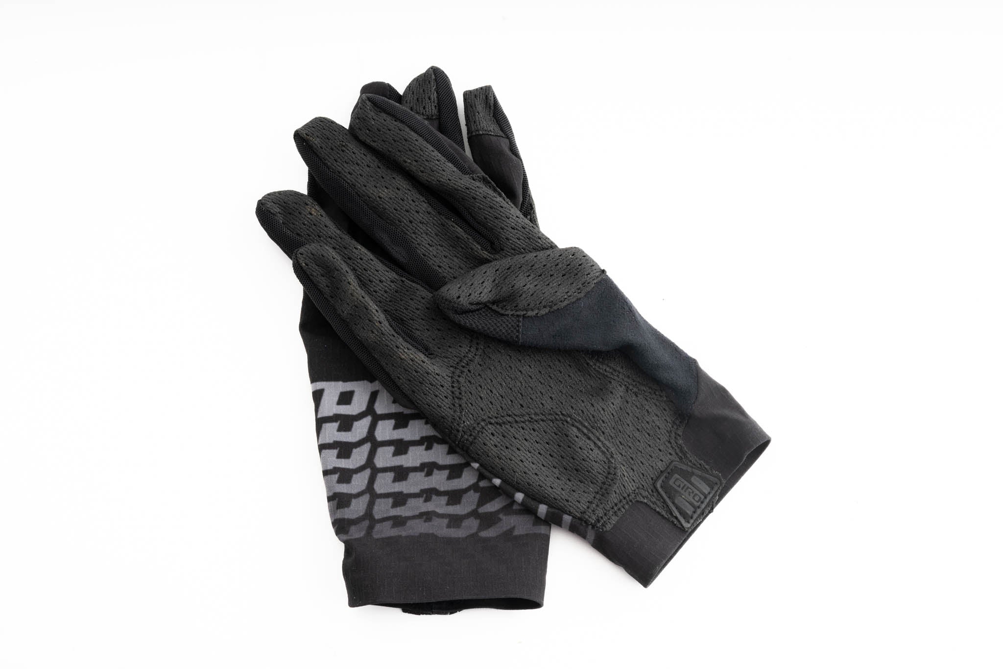 Close-up of Kona Nightfall cycling gloves highlighting the lightweight material and comfort fit.