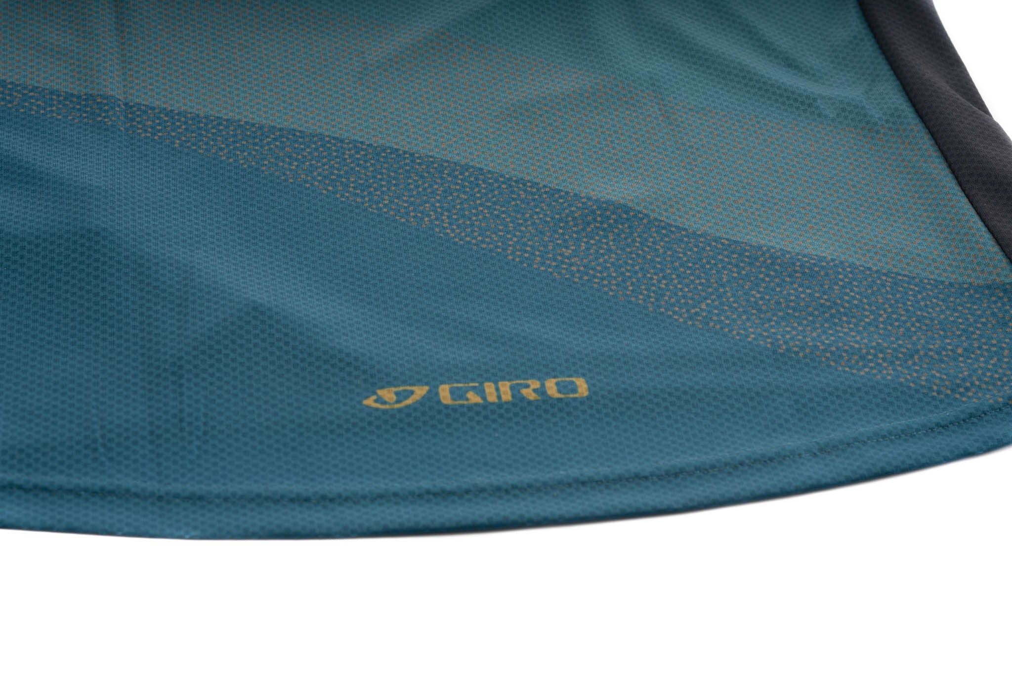 Lightweight breathable bike apparel with pockets for cycling enthusiasts
