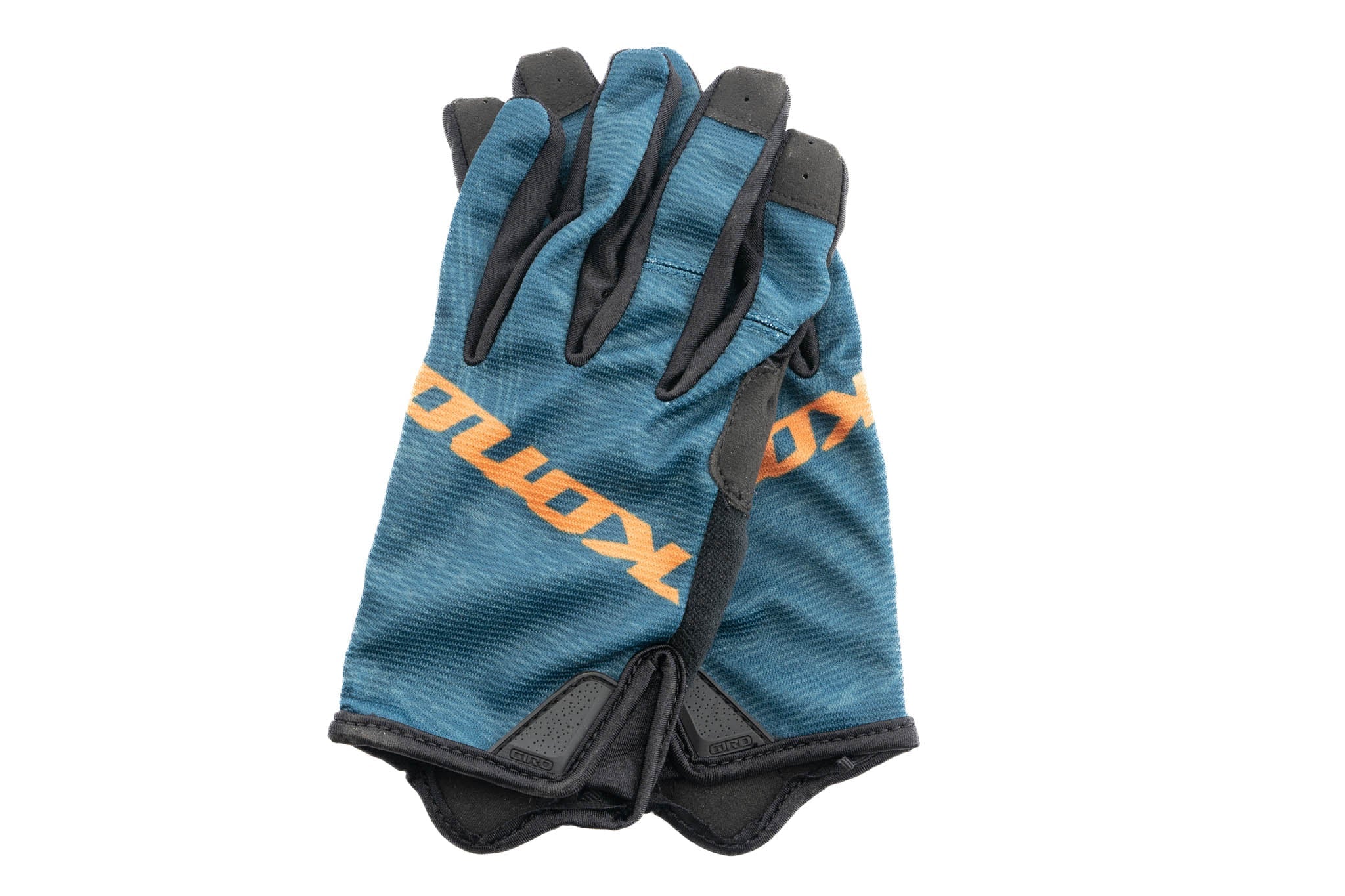 Side view of breathable unisex enduro gloves with reinforced fingertips