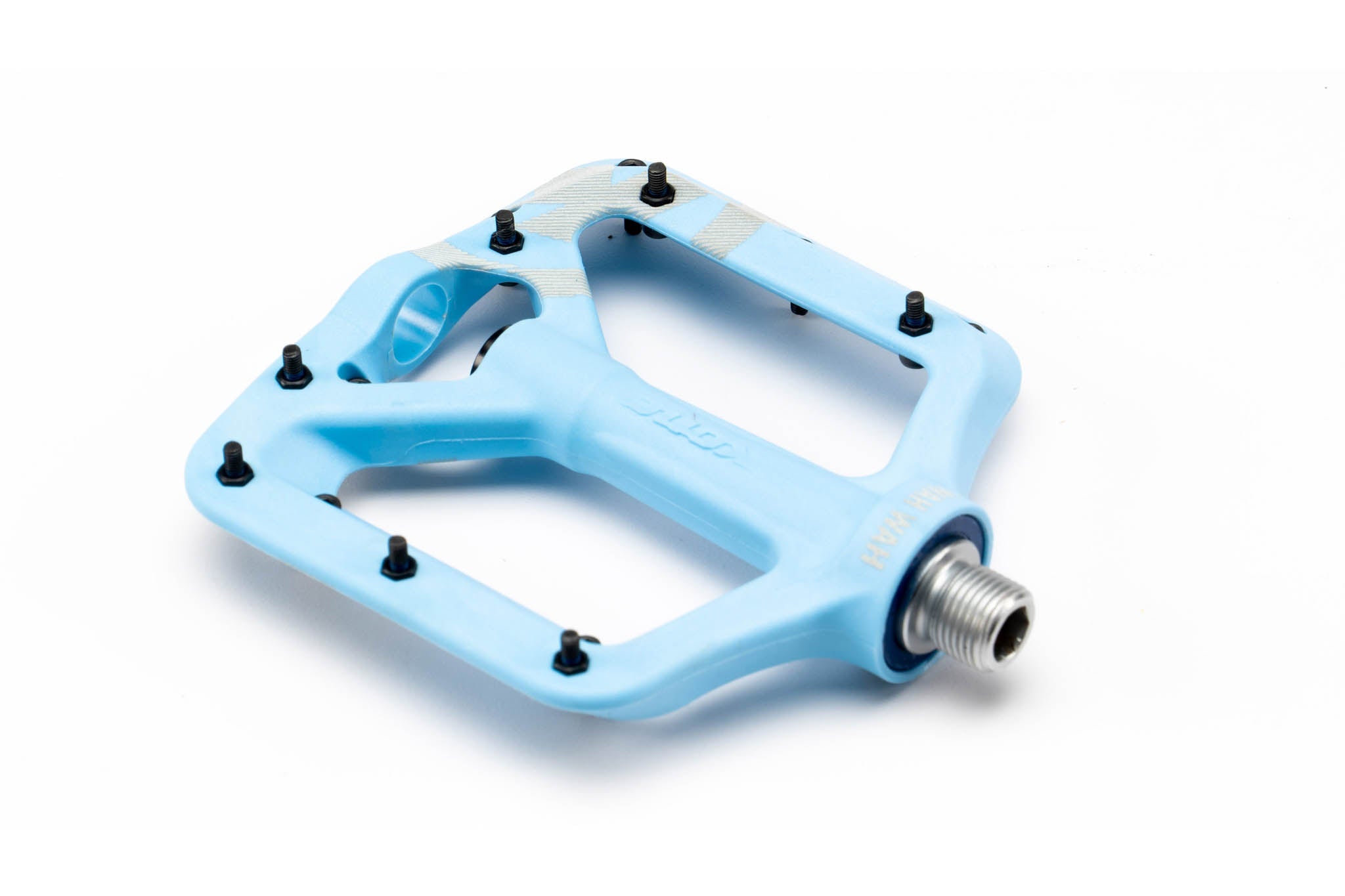 Wah Wah II Pedal Small composite flat pedal from the side, highlighting its lightweight design
