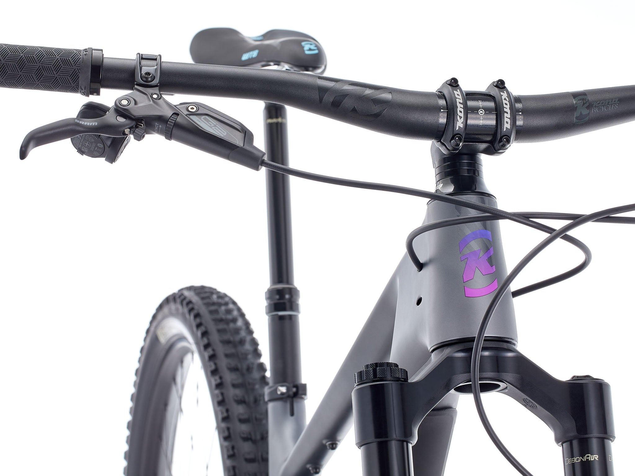Close-up of the TrailMaster 134s RockShox suspension showing off its premium build.