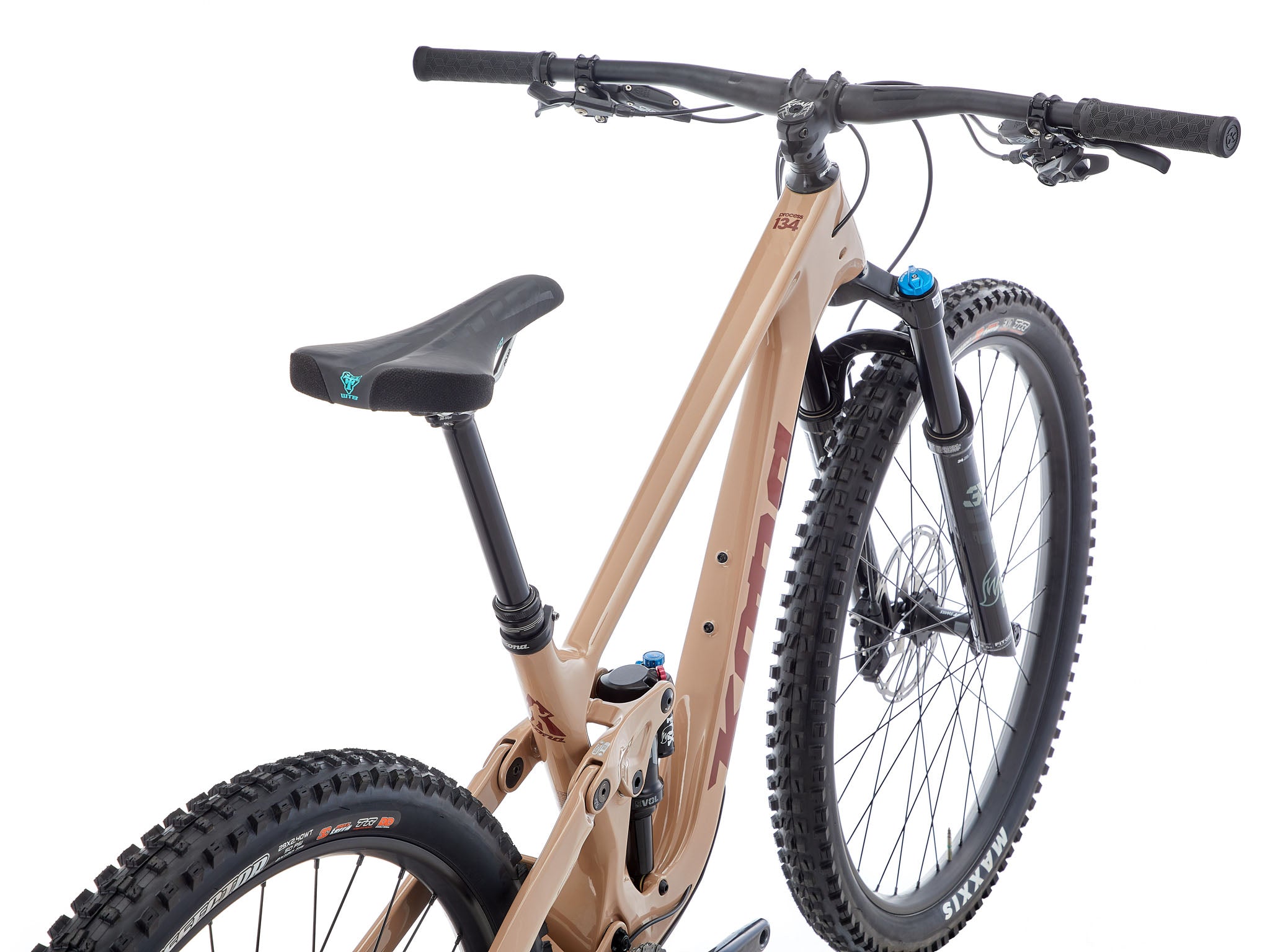 Close-up of the Process 134 CR carbon fiber frame highlighting lightweight design