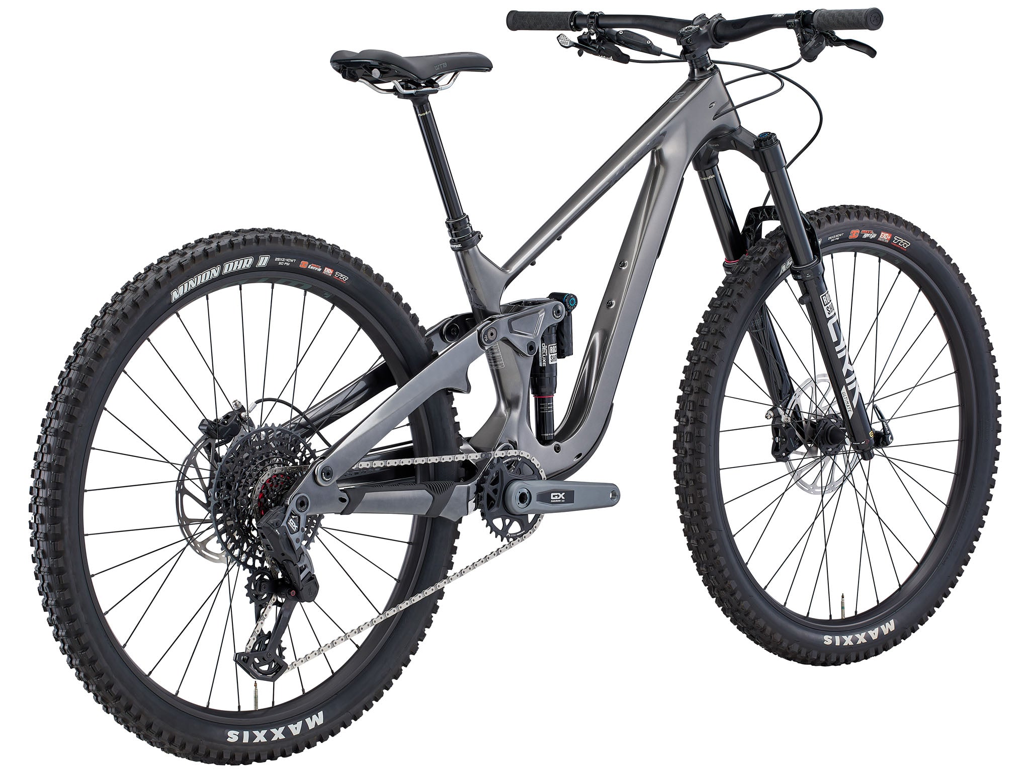Close-up of TrailMaster 153s RockShox suspension system, demonstrating its high-end features for aggressive riders.