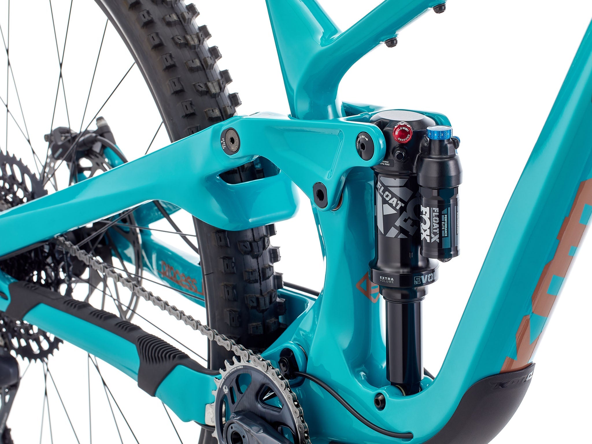 Rider navigating a steep descent on the Carbon Fiber Trail Master 153 CR, demonstrating its superior suspension.
