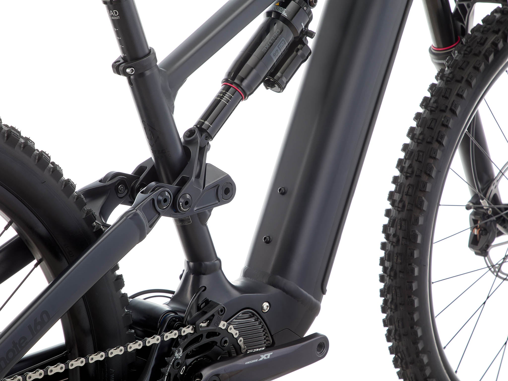 Remote 160 DL e-Mountain Bike on a steep incline showing off its robust design.